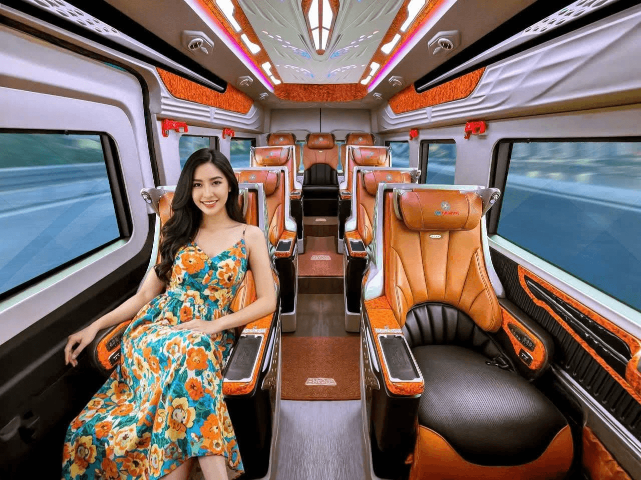 Limousine 11 chỗ